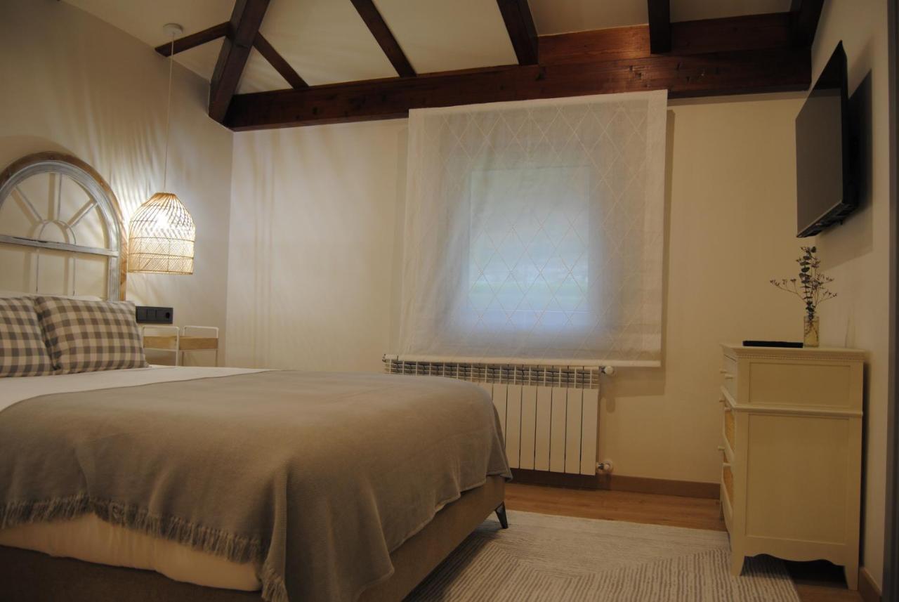 Hotel A Ecogranxa Понтеведра Экстерьер фото